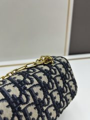 DR Shoulder bag 22x12.5x4cm（Multiple colors） - Image 9