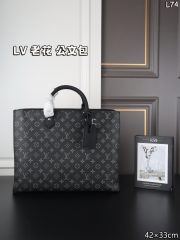 L X V Briefcase Size: 42x33cm