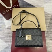 GUC Shoulder bag 26x18x11.5cm（Multiple colors）
