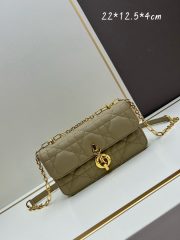 DR Shoulder bag 22x12.5x4cm（Multiple colors） - Image 4
