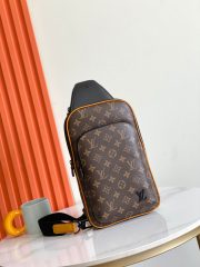 L X V AVENUE NM Shoulder bag 20*31*7cm（Multiple colors） - Image 4