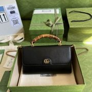 GUC Shoulder bag 26cm（Multiple colors） - Image 3