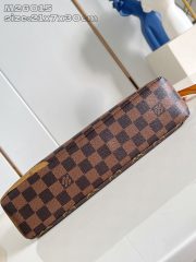 L X V Pochette Voyage Souple  Clutch bag M26015 Size：21x7.5x30cm - Image 7