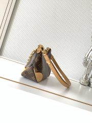 L X V Boulogne Mini M25519 20x14.5x7cm - Image 2