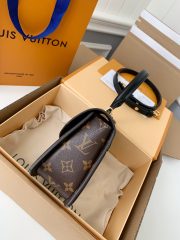 L X V S23 M46548 23.5*16.5*8cm - Image 3