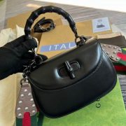 GUC Shoulder bag 21x15x7cm（Multiple colors） - Image 10