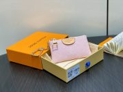 L X V CARD HOLDER - Image 2