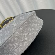 L X V Shoulder bag Size：27x18x3cm - Image 5