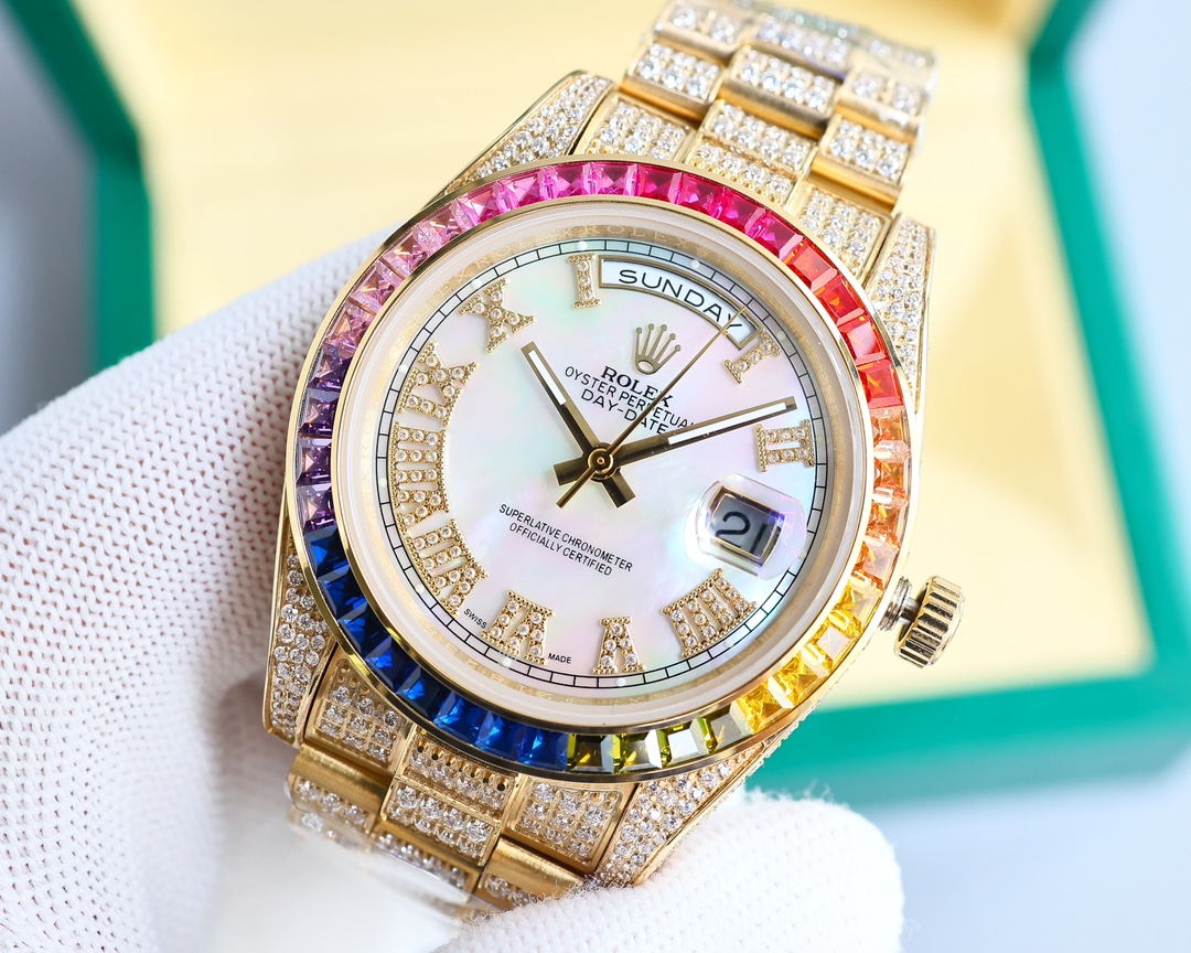 7064FC55-41D4-9BD3-69AD-08AC3DDD25A8 Rolxx Oyster Day-Date Diamond Setting 41mm Eternal Gold - Image 1