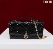 DR Shoulder bag 21X11.5X4.5cm（Multiple colors） - Image 2