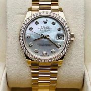 Rolxx Datejust Diamond Gold Replica - Image 6