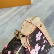 L X V x TM POCHETTE ACCESSOIRES Bag M13666 13x4x22cm - Image 4