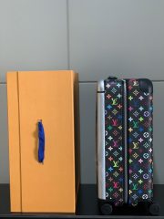 L X V Suitcase Size:55x38x21cm - Image 4