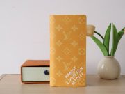 L X V Wallets - Image 2