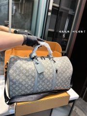 L X V   Keepall Bandouliere Size：50*23*29CM