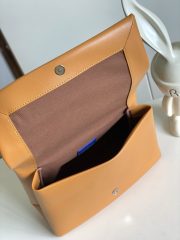 L X V Shoulder bag M12988 24x19x18cm - Image 8
