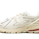 1906R "Angora/Sea Salt/Shadow Red" U19066KA