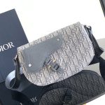 DR Shoulder bag   Size：24*16.5*5.5CM