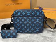 L X V  Messenger Bags Size：25*18.5*7cm - Image 12
