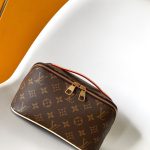 L X V TOILETRY BAG M11750 Size：24x13x13cm