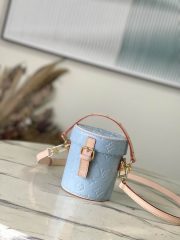 L X V Bucket Bags 12x14.2x12cm - Image 2