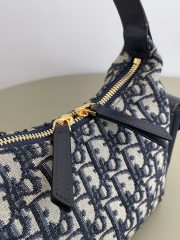 DR Handbag 18x17x9cm - Image 2