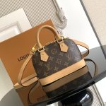 L X V Handbag 18x12x8cm（Multiple colors）
