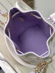 L X V Bucket Bags - Image 9