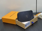L X V CARD HOLDER - Image 3