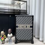 DR Suitcase Size：37x21x57cm