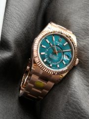Rolxx Gold Sky Dweller - Image 8