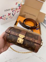 L X V PAPILLON TRUNK M57835 19*9*9cm - Image 2