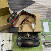 GUC Shoulder bag 21x15x7cm（Multiple colors） - Image 4