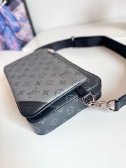 L X V Monogram Eclipse M69443 Size: 25X18.5X7cm - Image 2