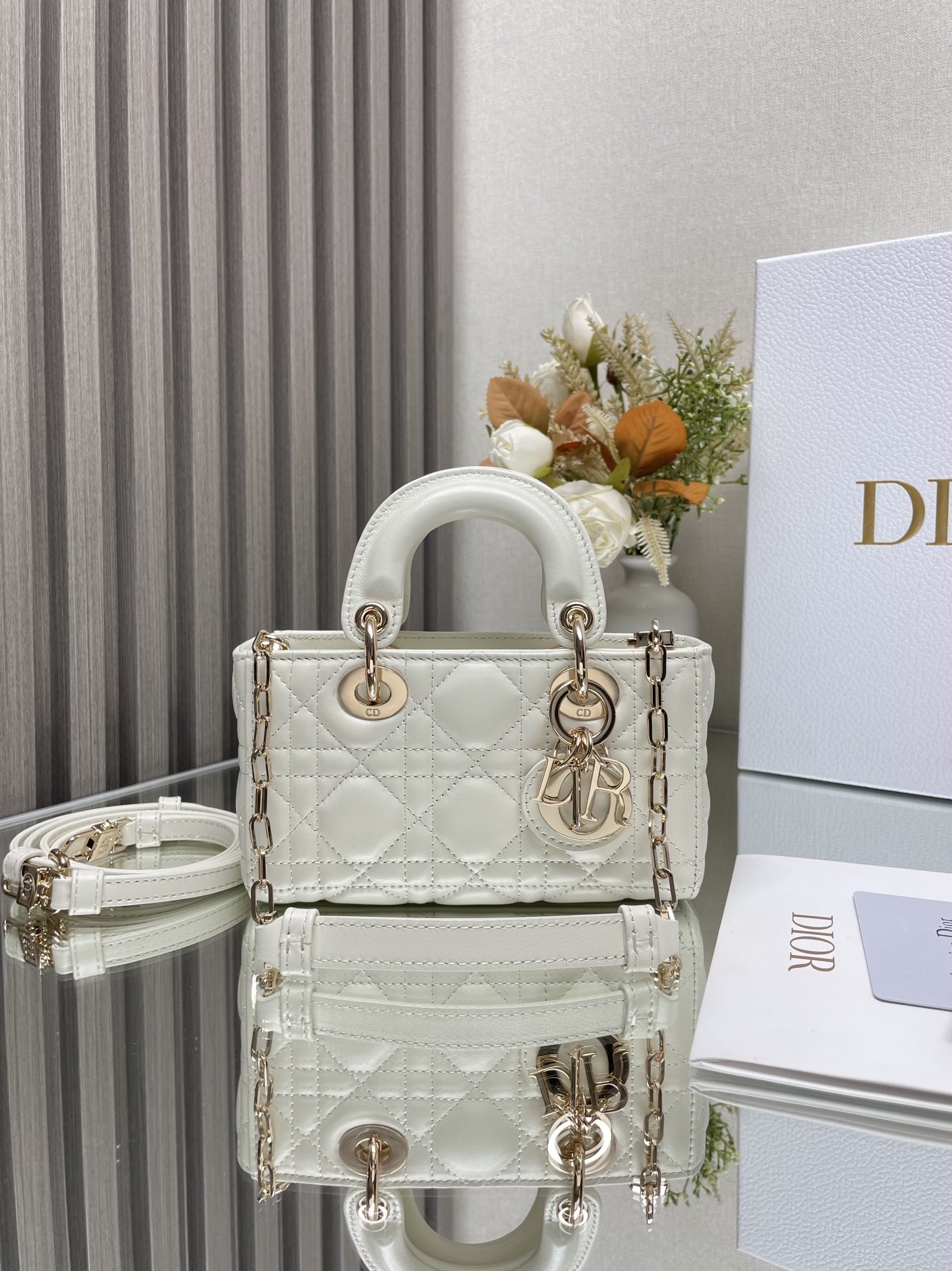 975CD26D-0BAB-CDBE-D1E4-5777258CF498 DR Shoulder bag 16x9x5cm(Multiple colors) - Image 1