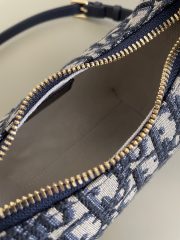 DR Handbag 18x17x9cm - Image 8