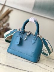 L X V Bag 23.5x17.5zx11.5cm - Image 13