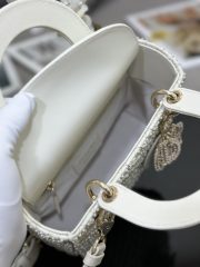 DR Shoulder bag M0538 20x16.5x8cm - Image 8