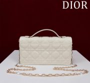DR Shoulder bag 21X11.5X4.5cm（Multiple colors） - Image 11