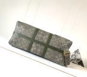 L X V Travelling bag M26959 50X21X28CM - Image 4