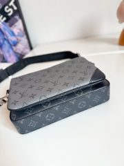 L X V Monogram Eclipse M69443 Size: 25X18.5X7cm - Image 5