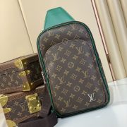 L X V AVENUE NM Shoulder bag 20*31*7cm（Multiple colors） - Image 3