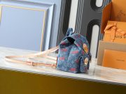 L X V x TM  VENICE NM Backpack M13679 24x26x7cm（Multiple colors） - Image 9