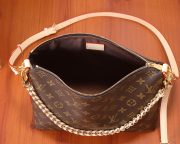L X V MULTIPASS Shoulder bag 30x26x10cm - Image 3