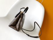 L X V One Handle M43125 25x19x10cm - Image 3