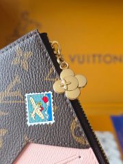 L X V CARD HOLDER - Image 7