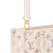 L X V Handbag 25x19x11.5cm（Multiple colors） - Image 9