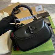 GUC Shoulder bag 21x15x7cm（Multiple colors） - Image 9