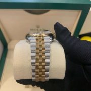 Rolxx Datejust Green Roman Replica - Image 4