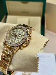 Rolxx Daytona Gold diamond time Size:40mm - Image 4